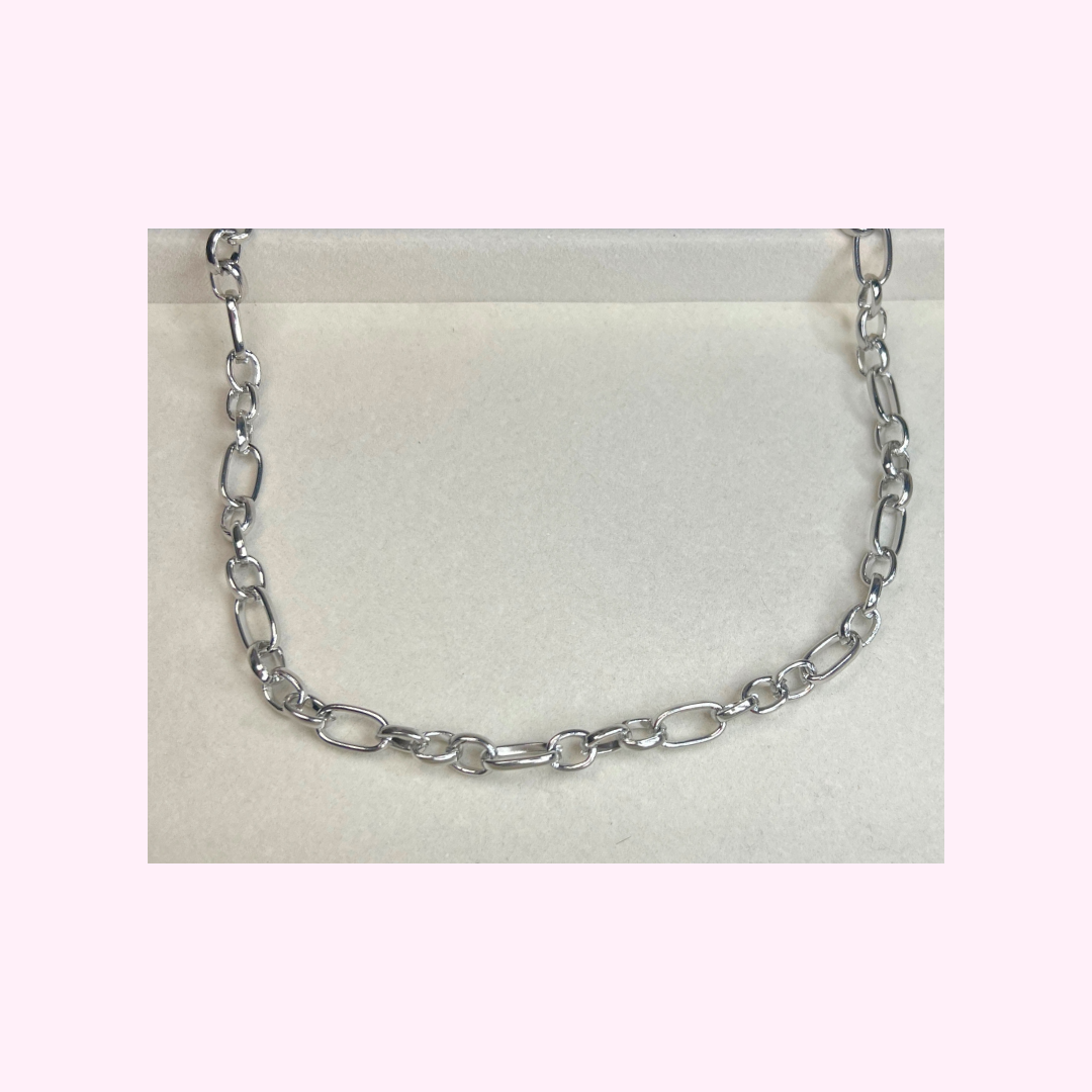 Oval Silver Figaro Necklace