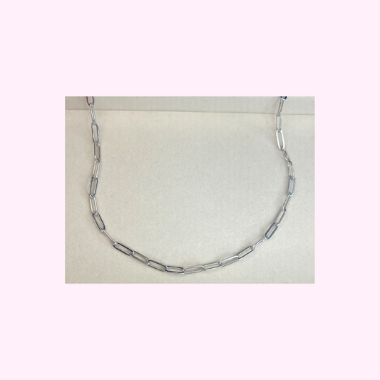 Medium Silver Flat Paperclip Necklace